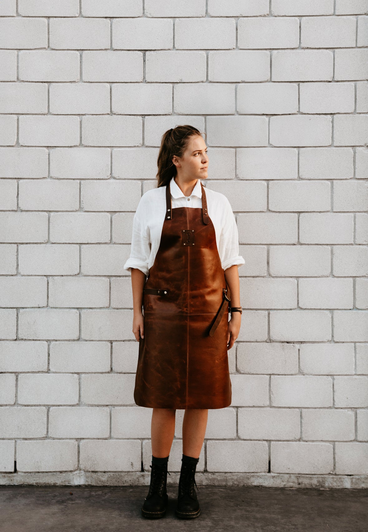 Leather apron with top name-Cognac