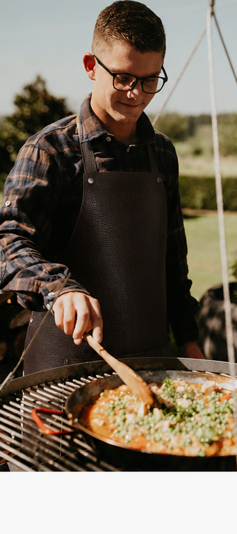 Leather Apron With Front Pocket - Brown